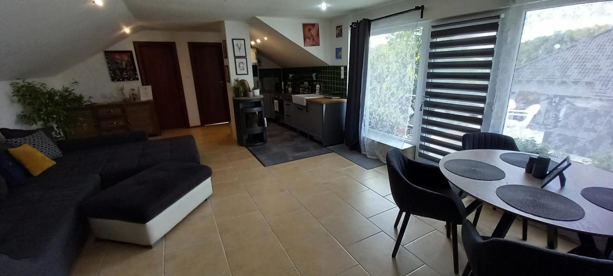 Ferienwohnung Airportone Vecsés Exterior foto